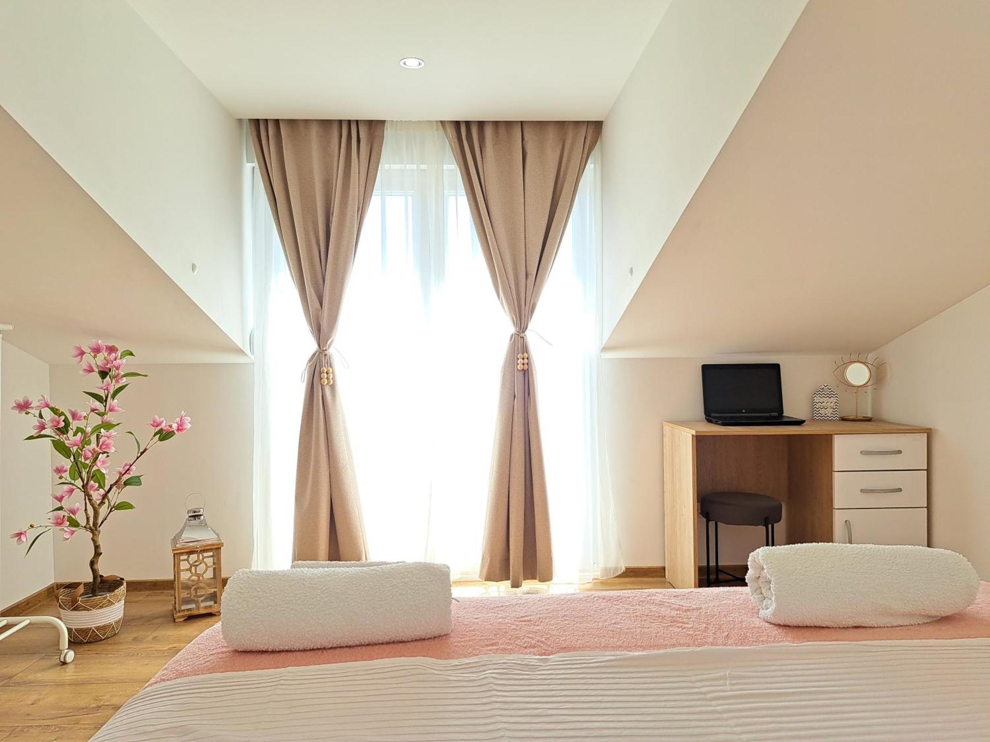 Apartments Jimmi Каштела Екстер'єр фото